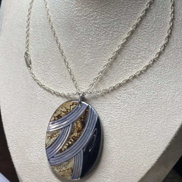 Sterling Silver 925 Necklace with Large Modern Resin Pendant - Picture 1 of 11